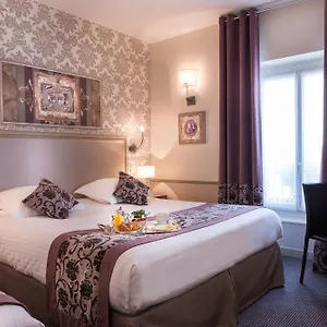 **** Hotel Monceau Wagram Francia