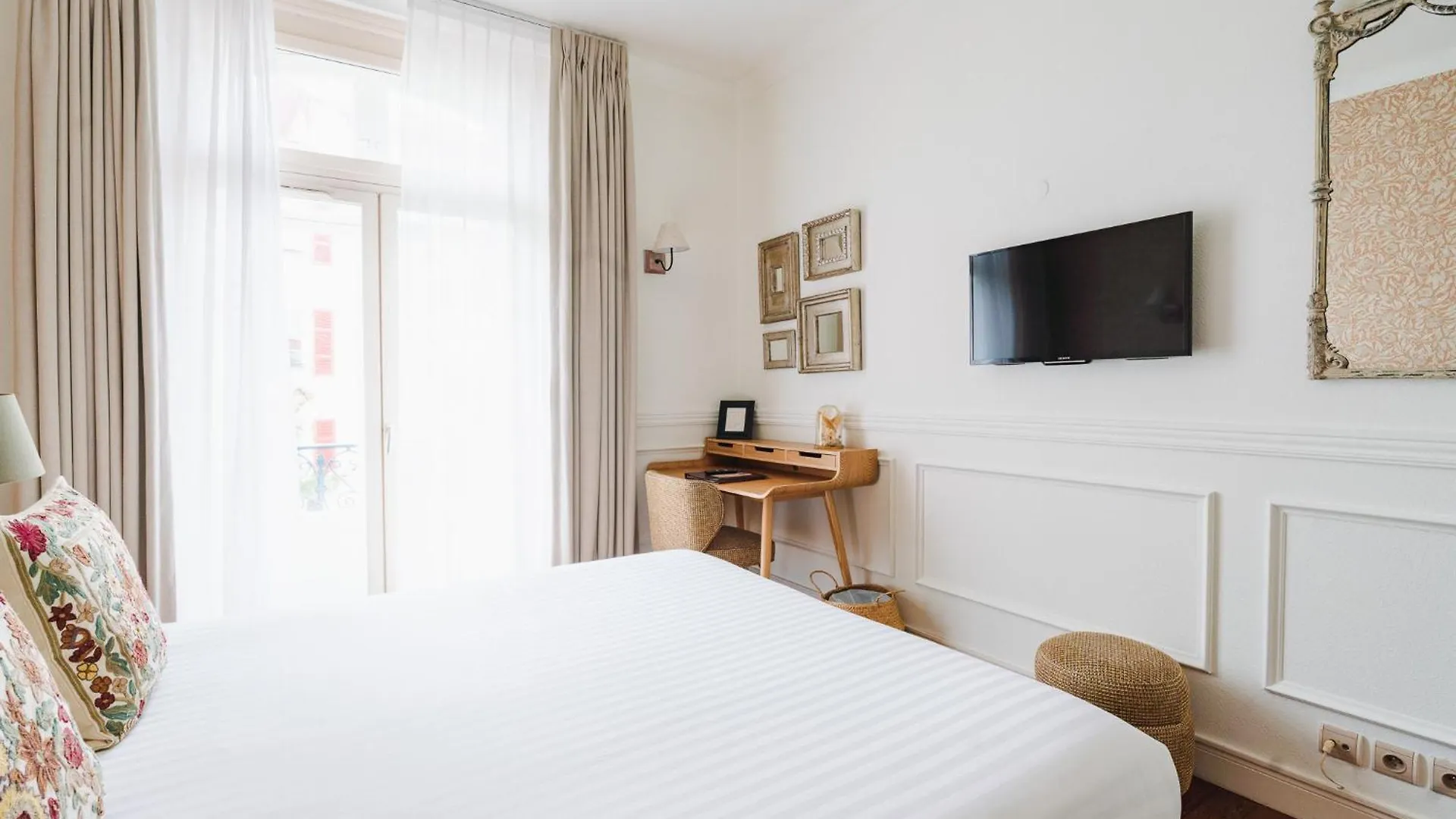 ***  Hotel Edouard VII Biarritz France